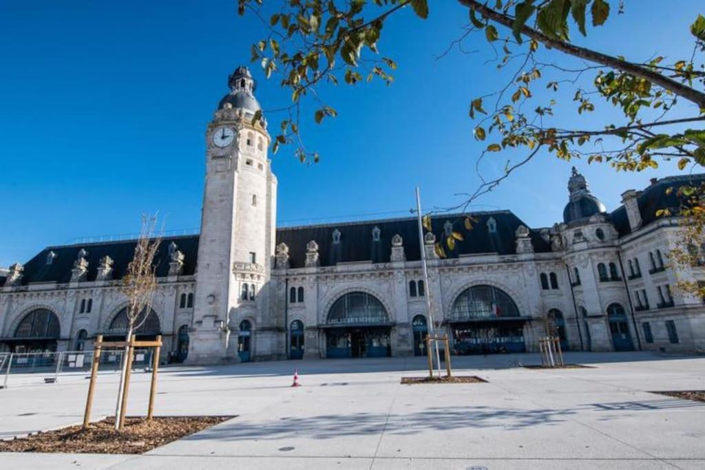 Studio Centre Ville La Rochelle  Luaran gambar